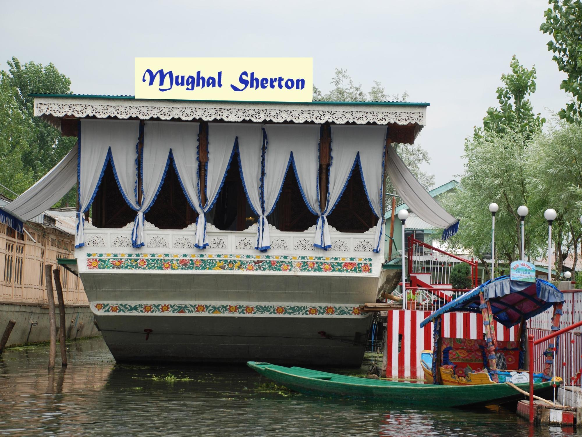 The Mughal Sheraton Houseboat Hotel Durgjan Kültér fotó