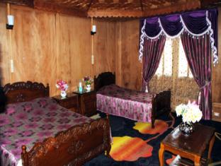 The Mughal Sheraton Houseboat Hotel Durgjan Kültér fotó